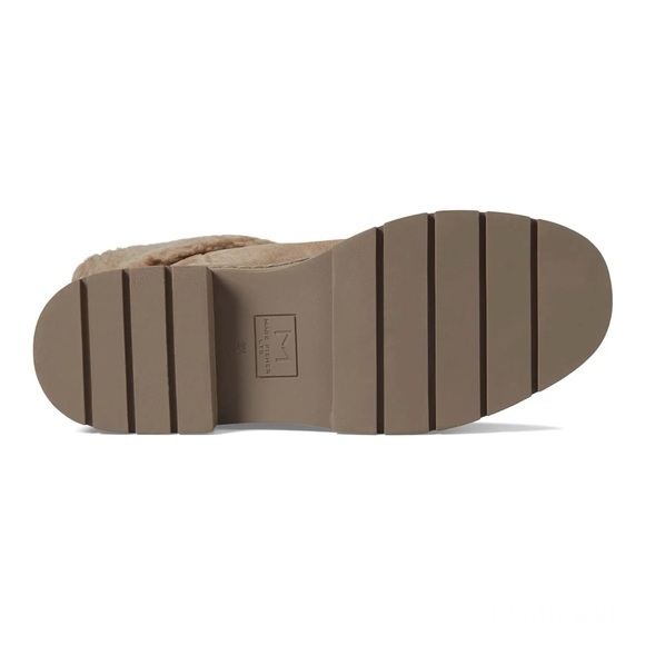 Marc Fisher Vina Light Natural Suede Short Lug Sole Boots Women’s Size 9.5 NWOB - Picture 3 of 16